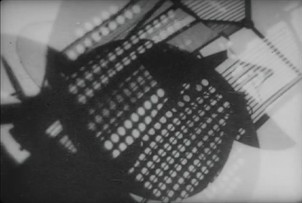 Still of Maholy-Nagy film "Ein Lichtspiel schwarz weiss grau, 1930