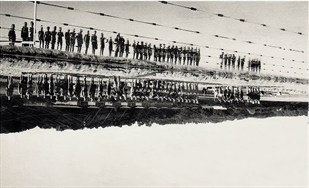 Kauno miesto plaukimo pirmenybių atidarymas Nemuno saloje. 1935. Fotografijos fragmentas. Lietuvos sporto muziejus